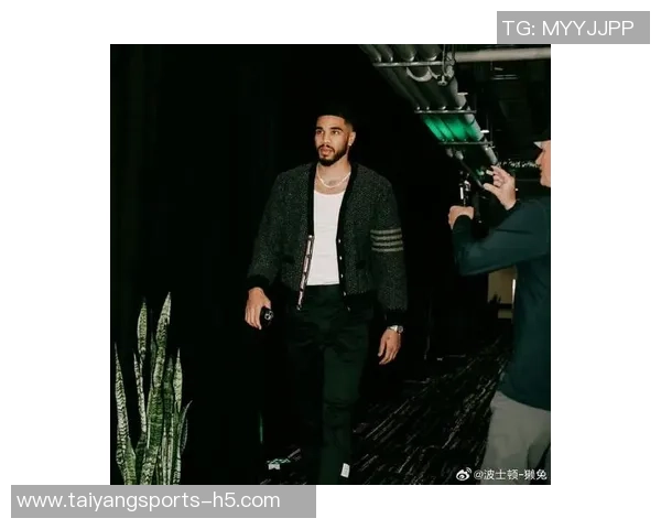 塔图姆热爱家乡与波士顿积极投身社区公益事业传递温暖